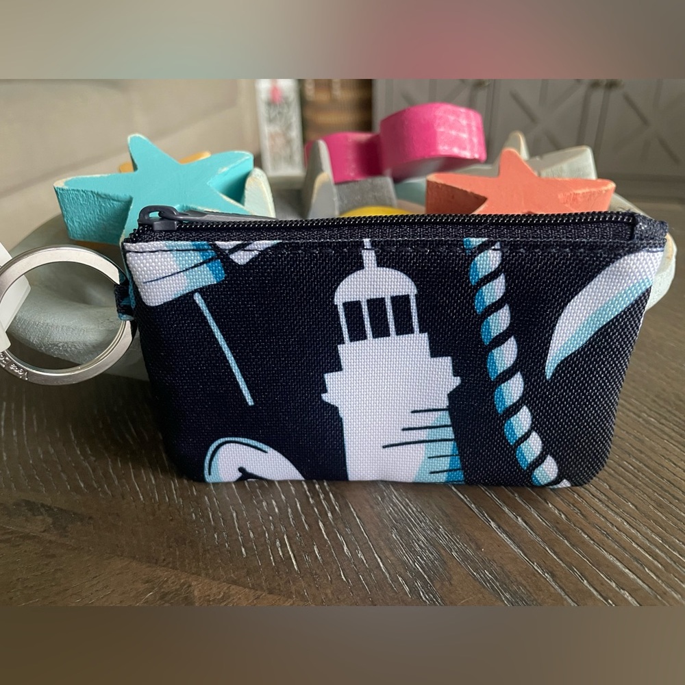 🐚 💦 NWT Vera Bradley Lighten Up Zip ID Case in Shore Enough 🐚💦